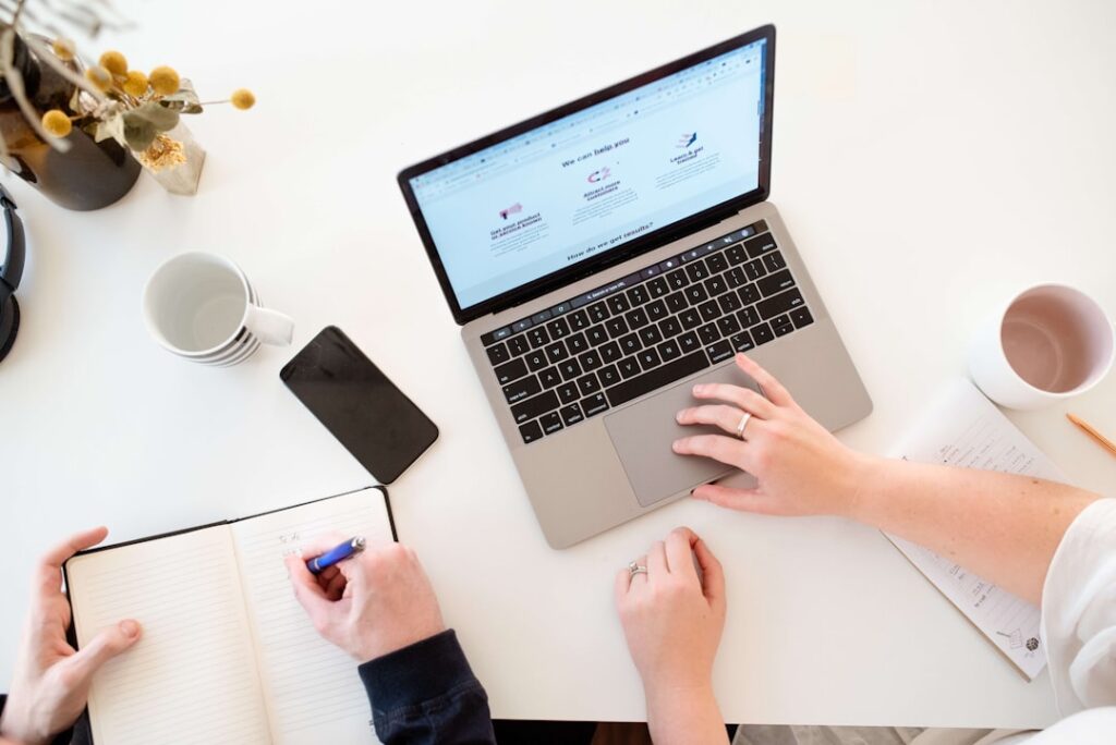 erfahrene marketing managerin mit umfassenden kenntnissen in strategischer planung, markenführung und digitalen kampagnen zur steigerung des unternehmenserfolgs.