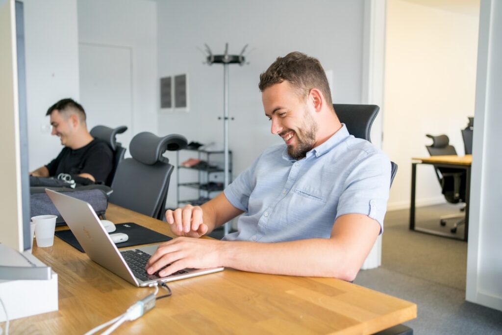 erfahren sie alles über arbeitstage, ihre bedeutung und wie sie in verschiedenen ländern definiert werden.