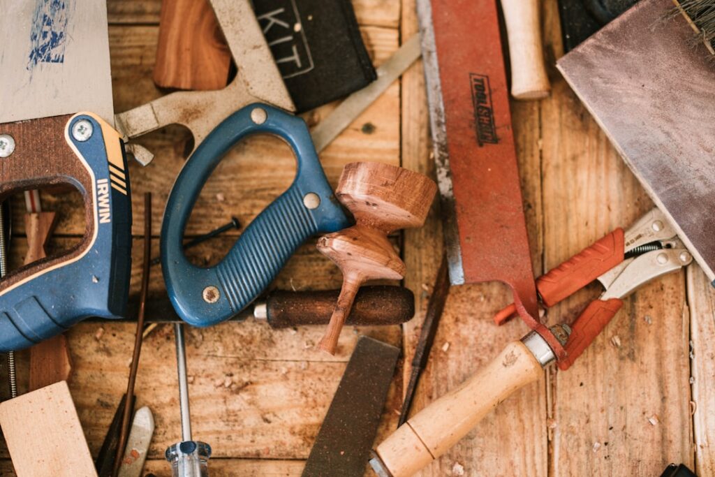 erfahren sie mehr über tischlerarbeiten: handwerk, techniken und tipps für professionelle zimmerer.
